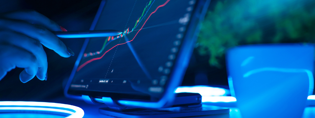 Fortgeschrittene Techniken der Technischen Analyse für CFD-Trader