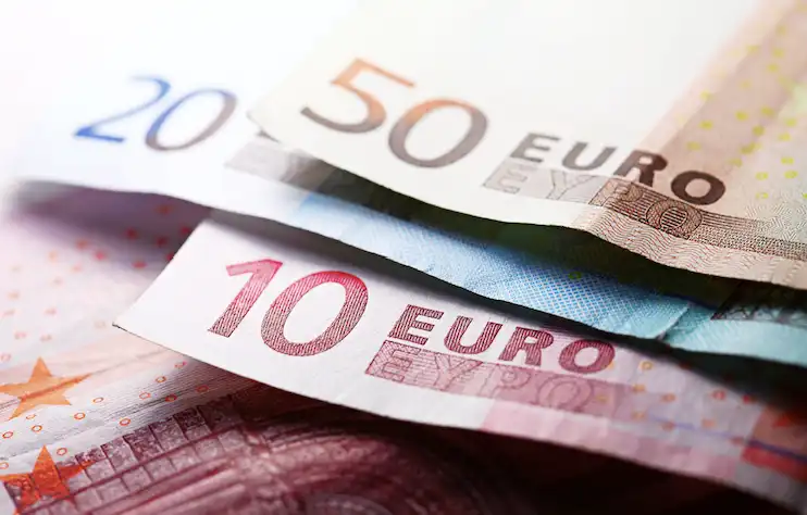 How To Trade EUR/USD